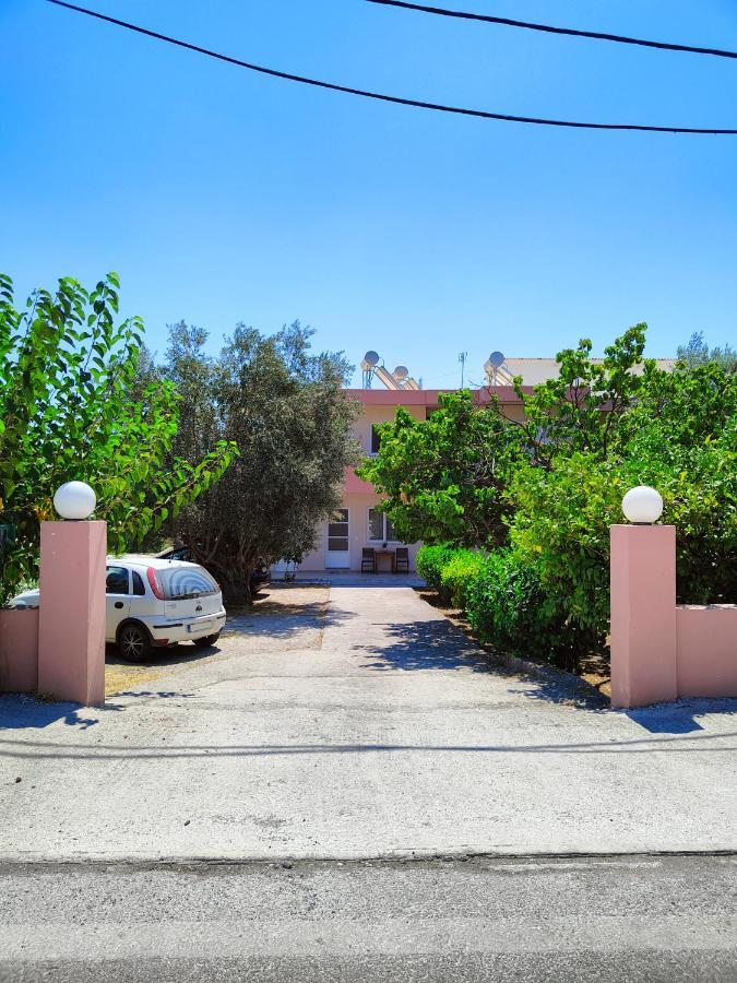 Hibiscus Green Apartments Афанту Екстериор снимка